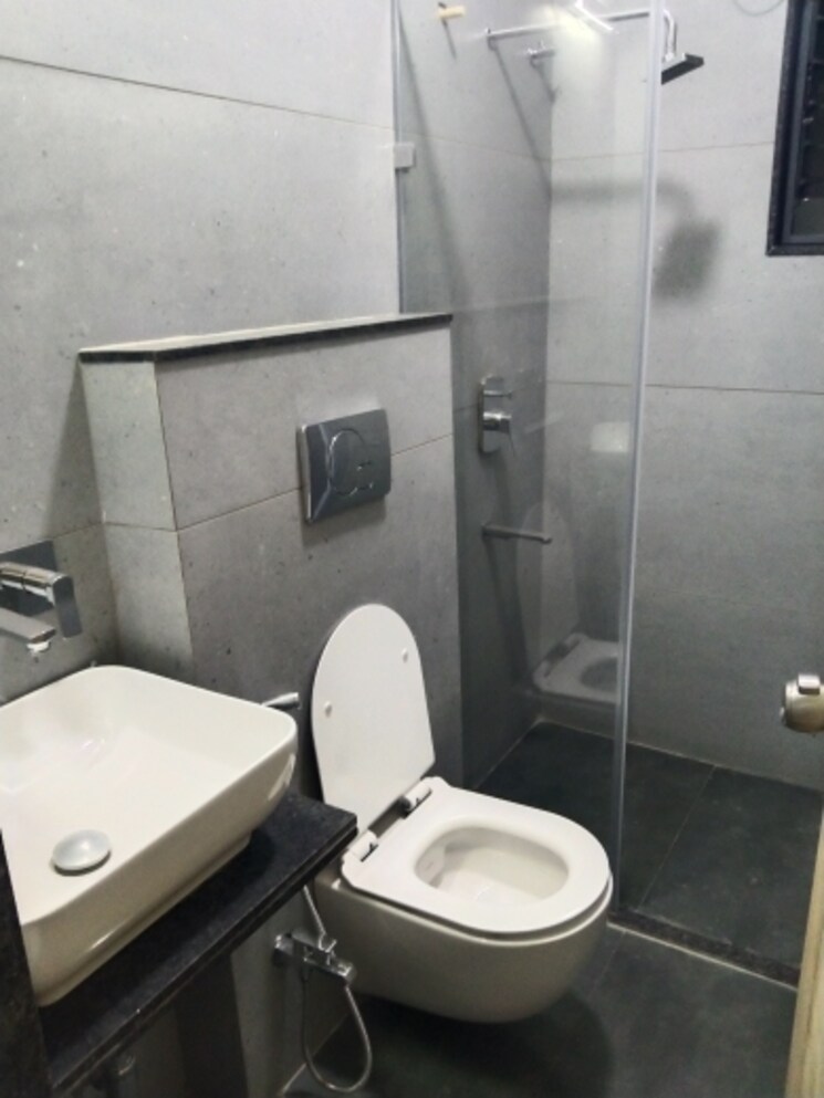 Master Bedroom, shri-senapati-bapat-chs 6+ Bedroom 11000 Sq.Ft. Penthouse In Senapati Bapat Road Pune 9618040