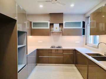 Kitchen in 3 BHK Builder Floor at RWA Apartments Sector 39, Sector 39 – for Sale