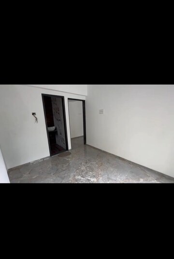 Room in 2 BHK Apartment at Nirvaana Pearl, Chembur – for Sale