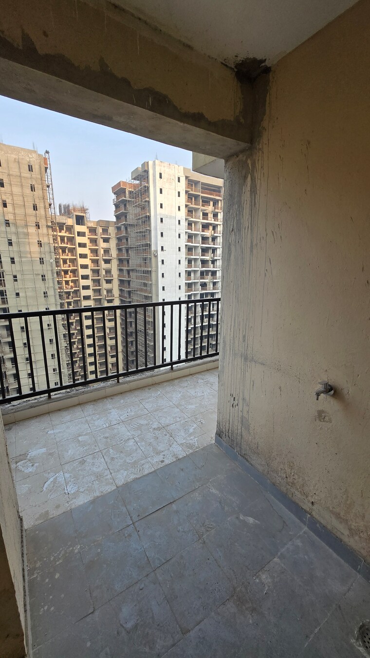 Exterior View, la-residentia 3 Bedroom 1395 Sq.Ft. Apartment In Tech Zone 4 Greater Noida Greater Noida 9618014