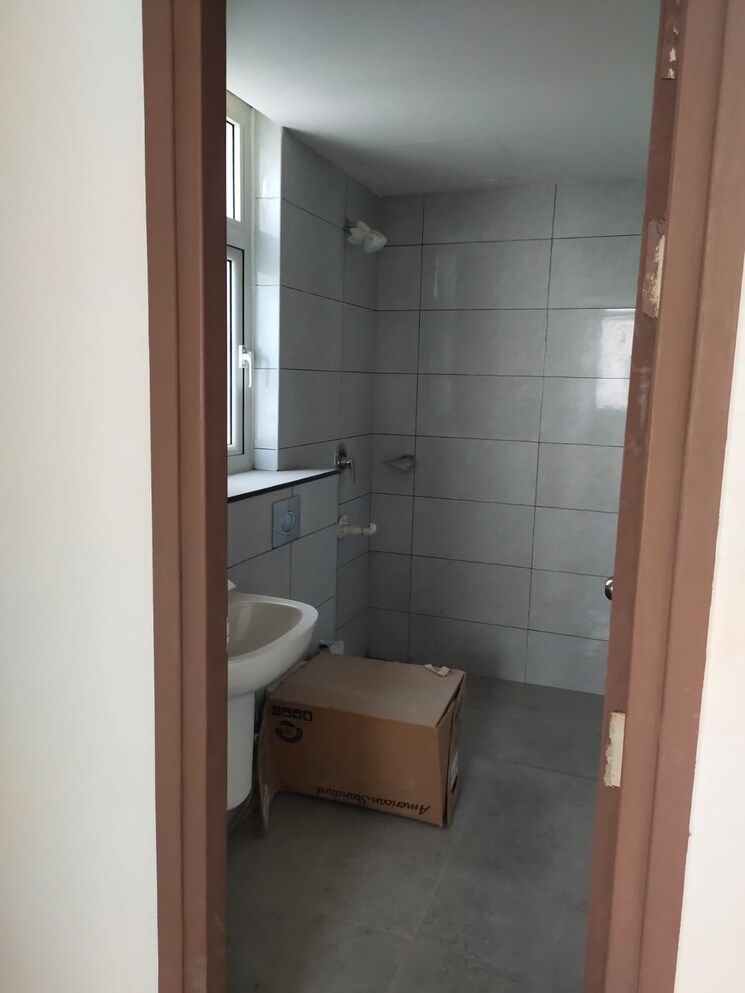 Attached Bathroom, godrej-golf-links-evoke 4 Bedroom 2820 Sq.Ft. Villa In Sector 27 Yamuna Expressway Greater Noida 9617995