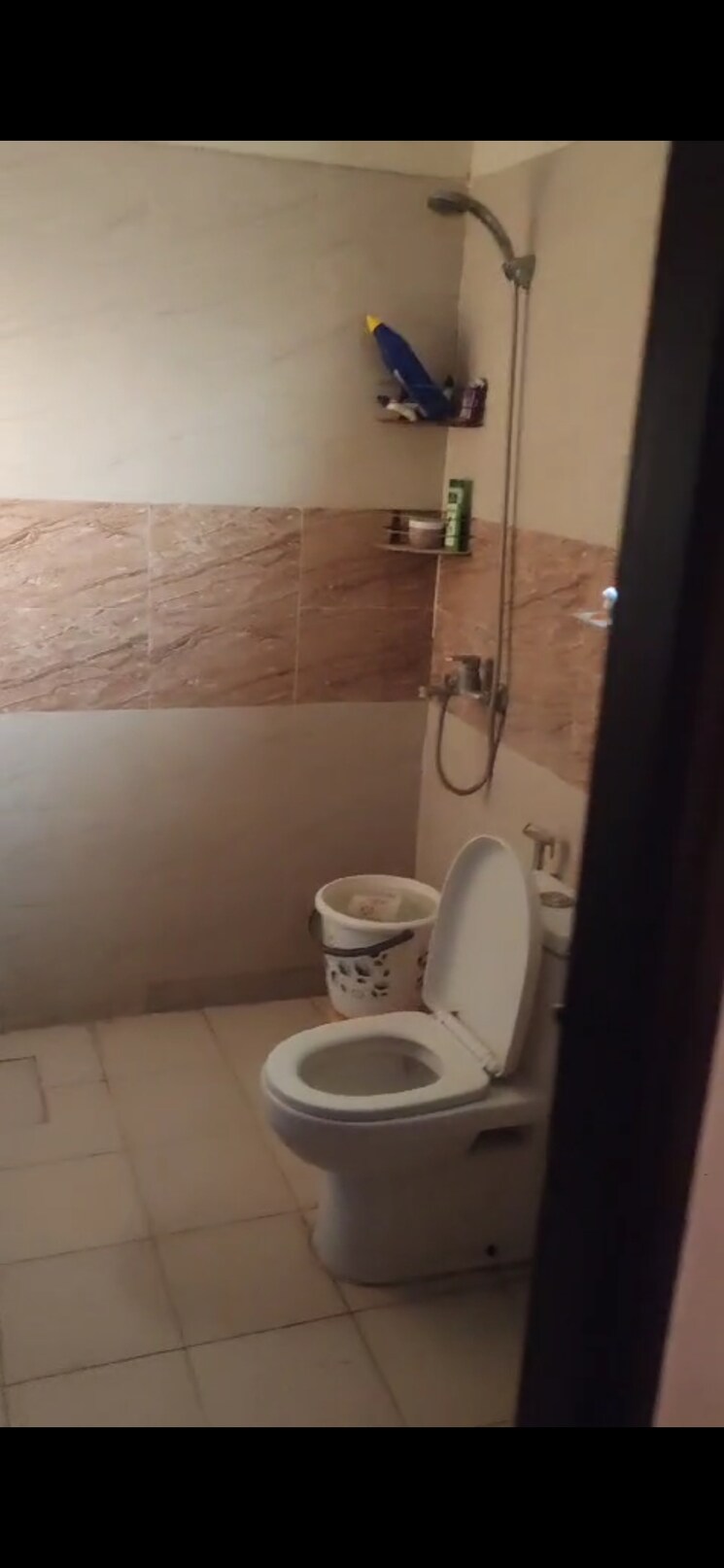 Bathroom, himalaya-pride 2.5 Bedroom 1127 Sq.Ft. Apartment In Tech Zone 4 Greater Noida Greater Noida 9618048