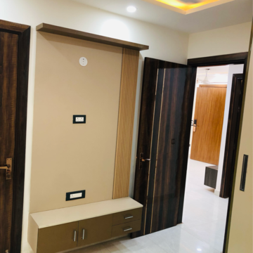Furnished Amenities in 3 BHK Builder Floor at Nawada – for Sale