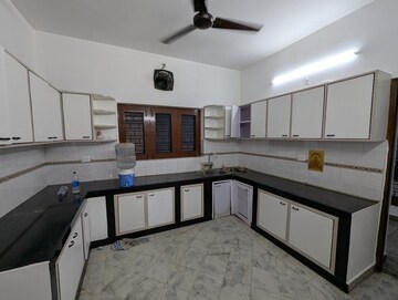 Kitchen in 4 BHK Independent House at Sector 16 – for Rent