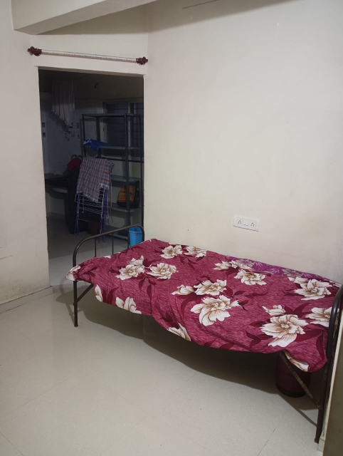 1 BHK + Study Room Apartment For Rent in MIG Colony Gokhalenagar