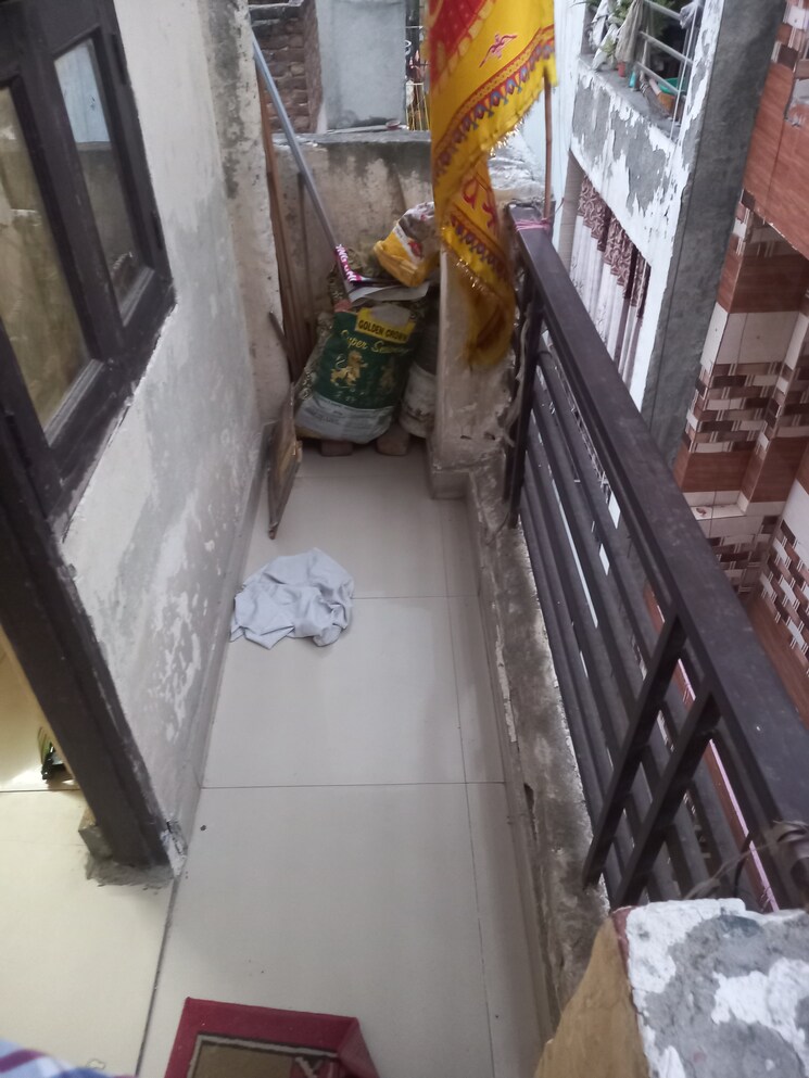 Balcony, uttam nagar west 1 Bedroom 360 Sq.Ft. Builder Floor In Uttam Nagar West Delhi 9618050