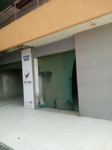  Shop For Sale in Satya The Hive, Sector 102