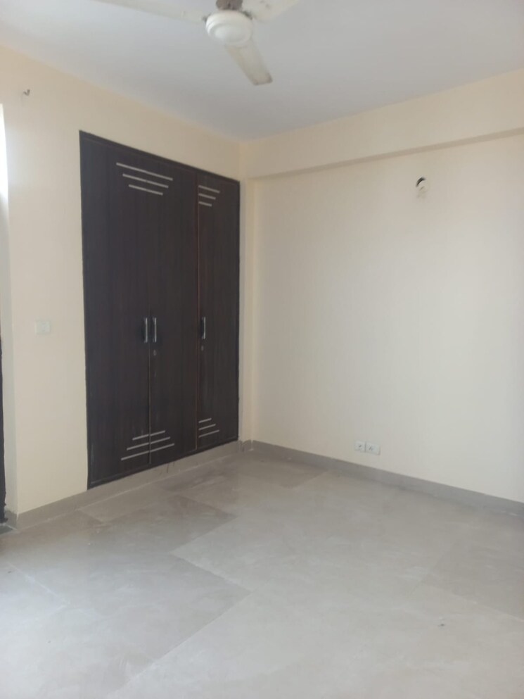 Room, omaxe-heights 2 Bedroom 735 Sq.Ft. Apartment In Sector 86 Faridabad 9618067