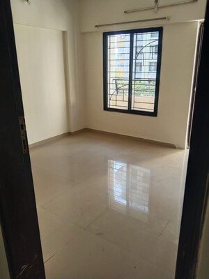 Room in 1 BHK Apartment at Wakad – for Rent