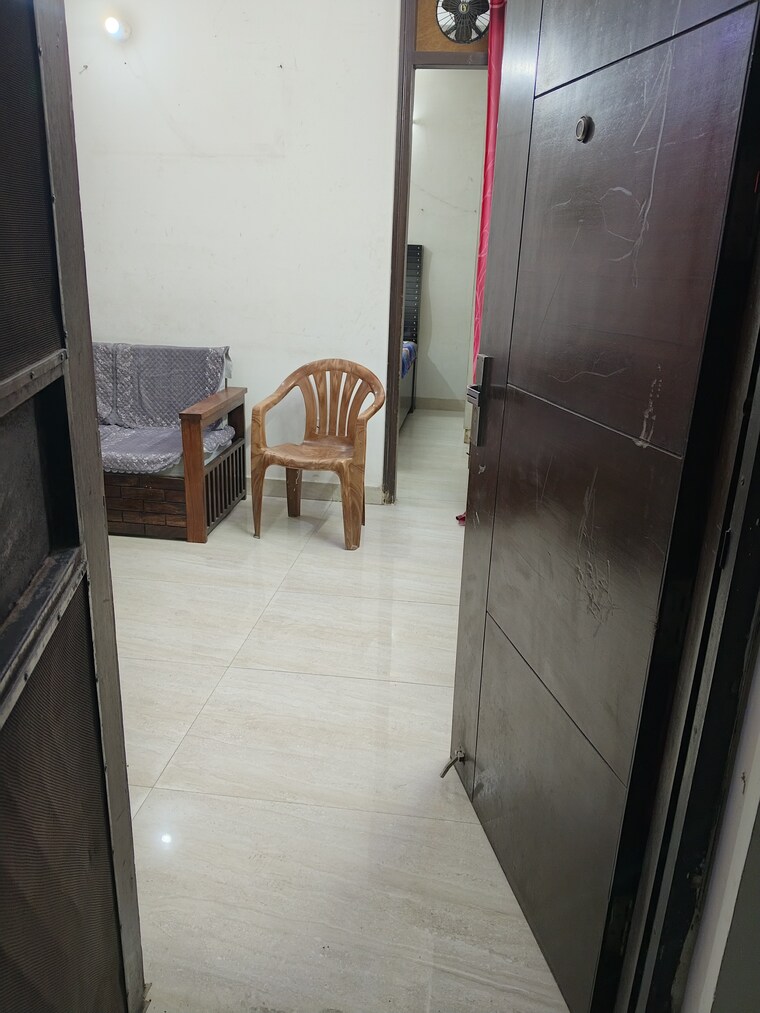 Room, panchsheel vihar 1 Bedroom 450 Sq.Ft. Apartment In Panchsheel Vihar Delhi 9618110