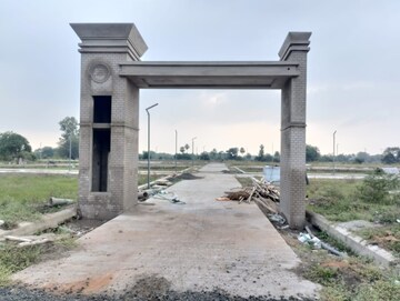  Plot For Sale in Ab Road