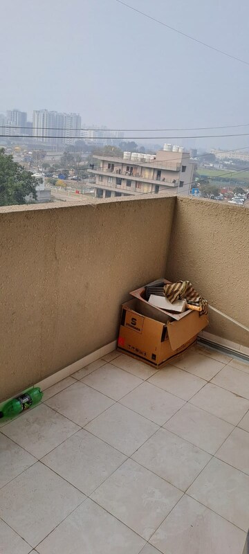 Furnished Amenities in 2 BHK Apartment at Pyramid Elite, Sector 86 – for Sale