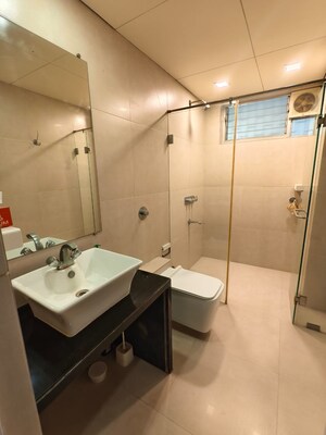 Attached Bathroom in 2 BHK Apartment at Metropolitan CHS, Pali Hill – for Rent
