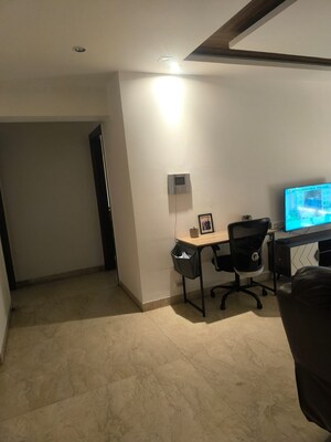 3 BHK Apartment For Rent in Khar West