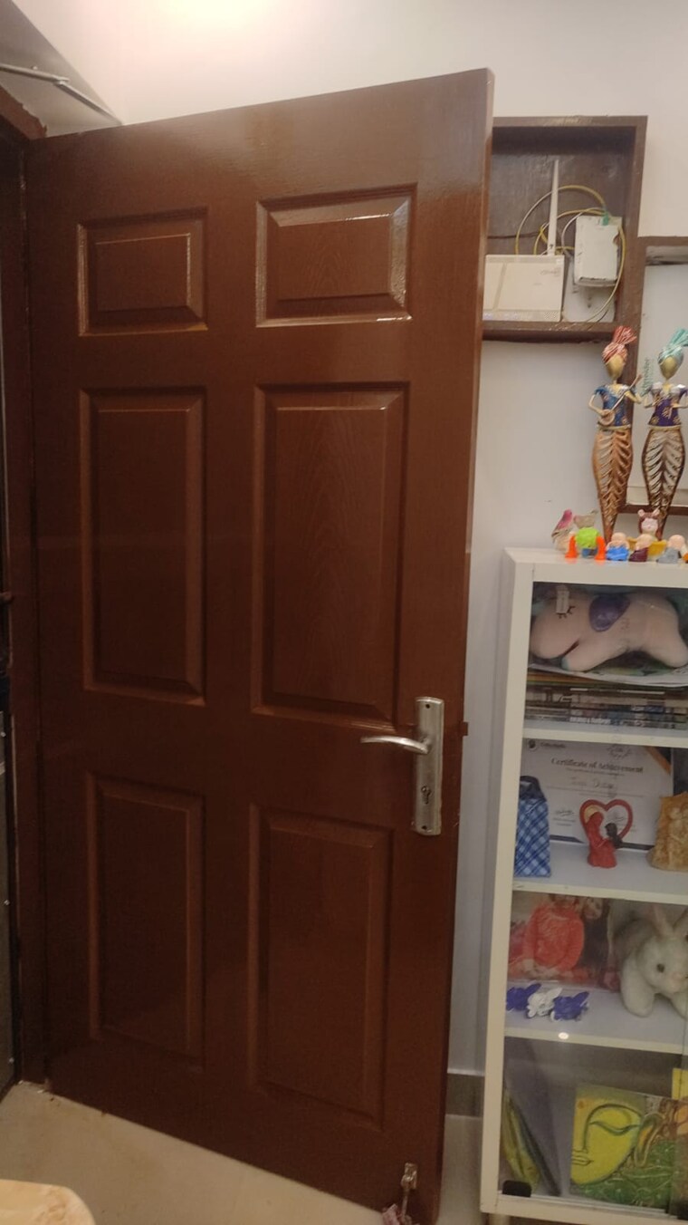 Room, rps-savana 2 Bedroom 955 Sq.Ft. Apartment In Sector 88 Faridabad 9618119