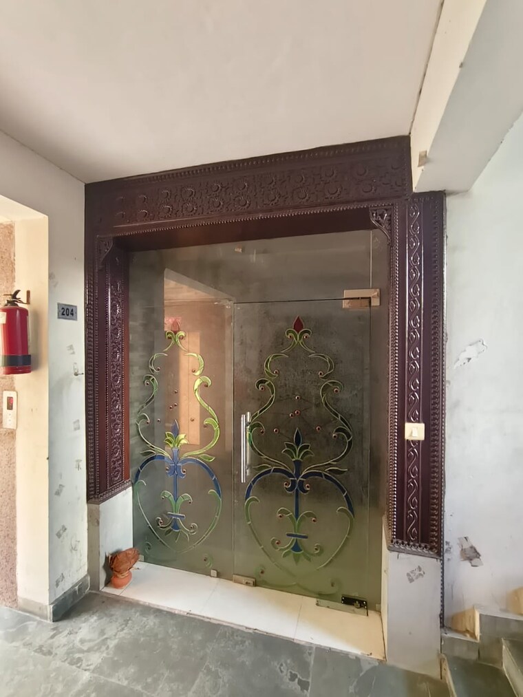 Other, shasi-estate-apartment 4 Bedroom 3250 Sq.Ft. Apartment In Sector 31 Gurgaon 9618156