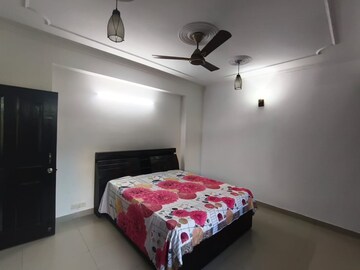 Bedroom in 4 BHK Apartment at Shasi Estate Apartment, Sector 31 – for Rent