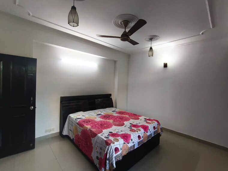 Bedroom, shasi-estate-apartment 4 Bedroom 3250 Sq.Ft. Apartment In Sector 31 Gurgaon 9618156