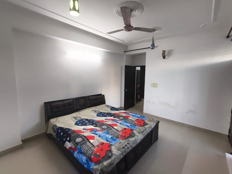 Bedroom, shasi-estate-apartment 4 Bedroom 3250 Sq.Ft. Apartment In Sector 31 Gurgaon 9618156