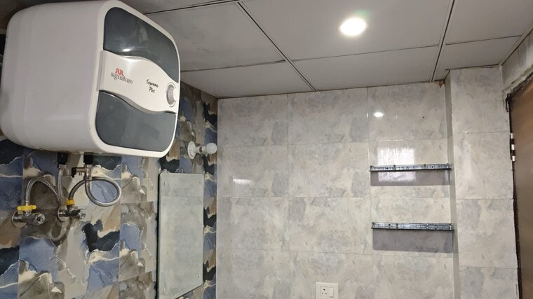 Bathroom, slf-anushree 2 Bedroom 700 Sq.Ft. Apartment In Sector 75 Faridabad 9618160