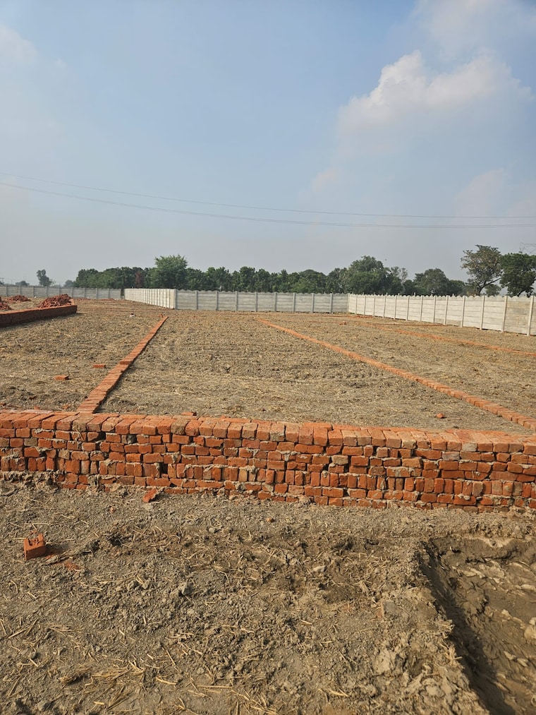 undefined, kanchan-vihar  675 Sq.Ft. Plot In Dlf Ankur Vihar Ghaziabad 9618161