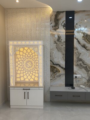 Room in 4 BHK Builder Floor at Sector 89 – for Sale