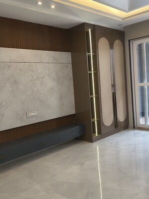 Room in 4 BHK Builder Floor at Sector 89 – for Sale