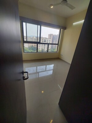 Room in 2 BHK Apartment at L&T Emerald Isle, Powai – for Rent