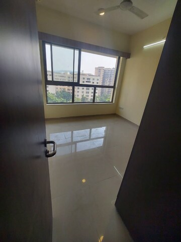 Room in 2 BHK Apartment at L&T Emerald Isle, Powai – for Rent