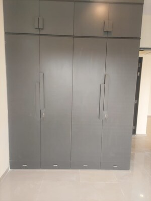  2 BHK Apartment at L&T Emerald Isle, Powai – for Rent