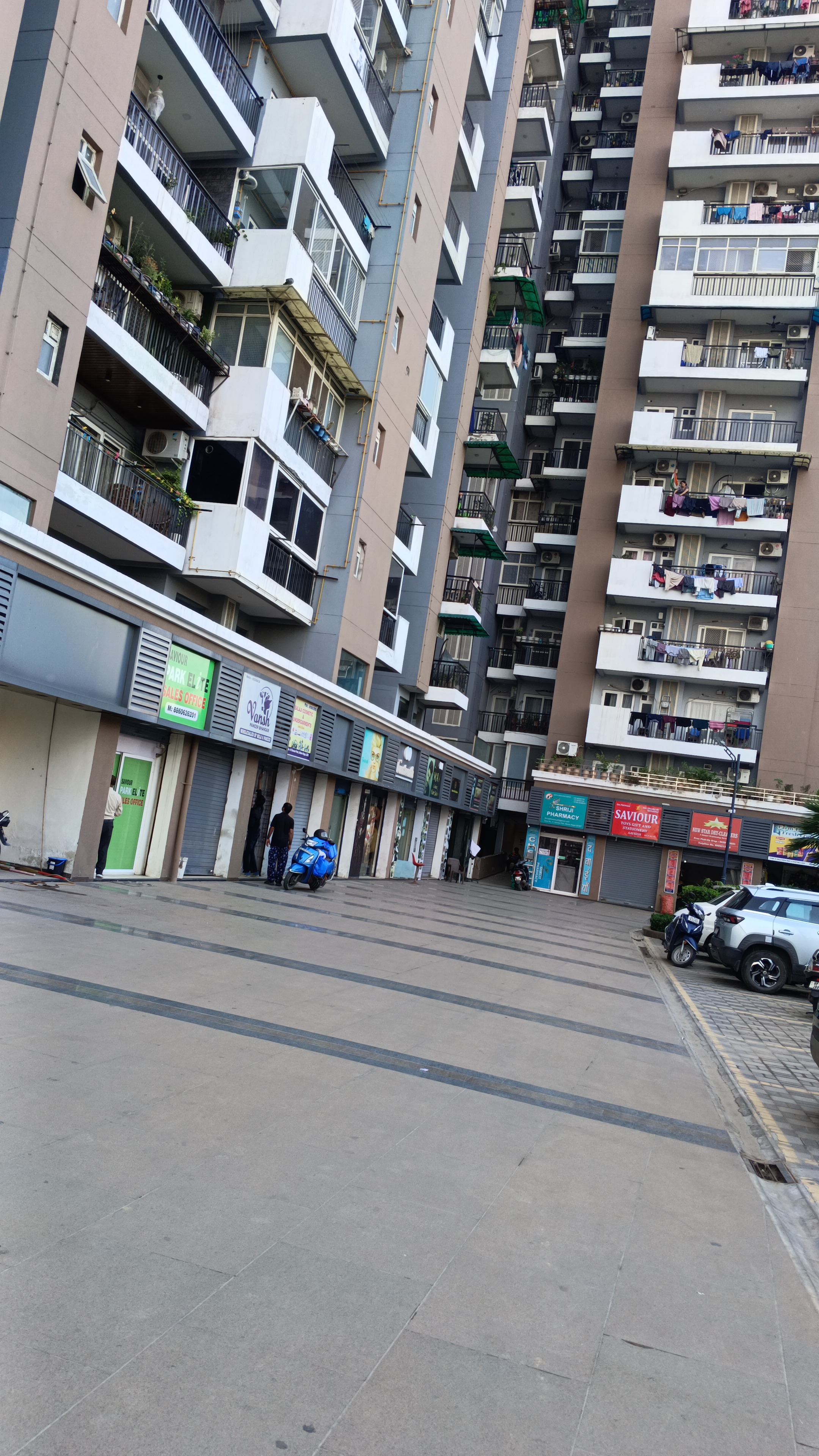 2 BHK + Study Room Apartment For Rent in Saviour Park