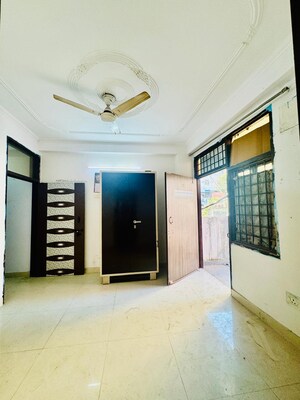 Living Room in 2 BHK Builder Floor at Saket – for Rent