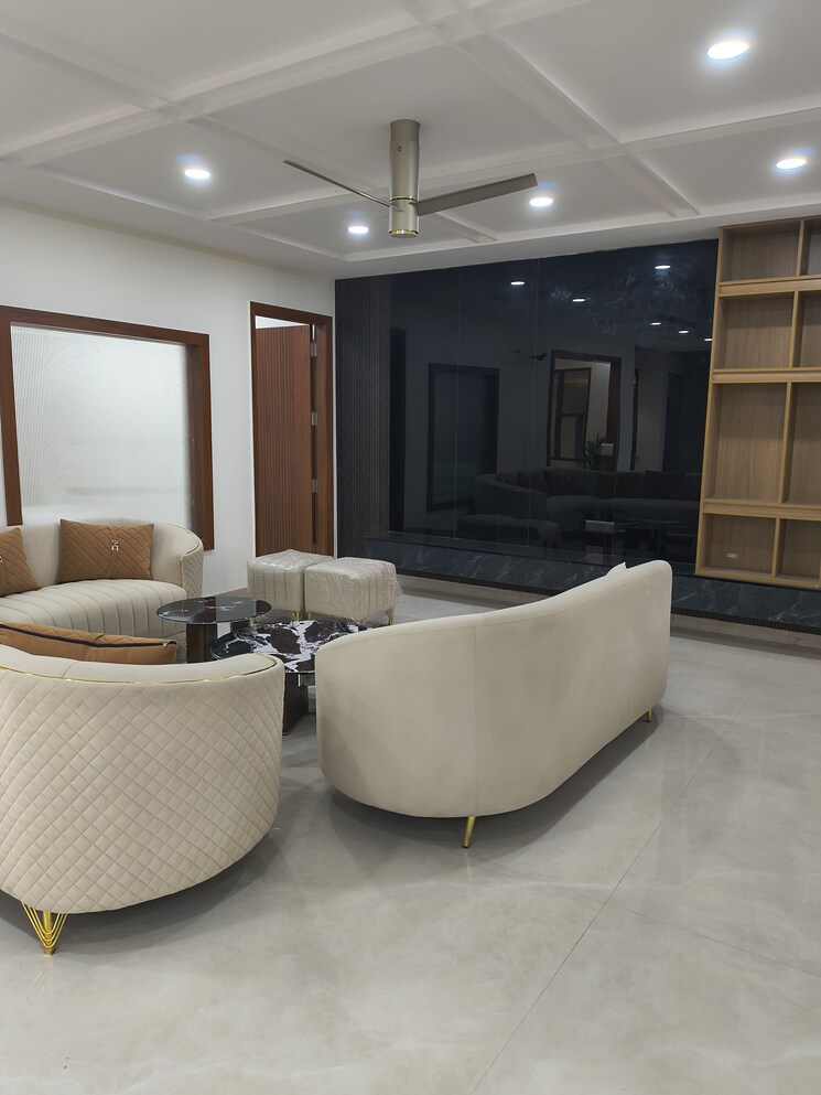 Living Room, sector 89 4 Bedroom 4457 Sq.Yd. Builder Floor In Sector 89 Faridabad 9618314