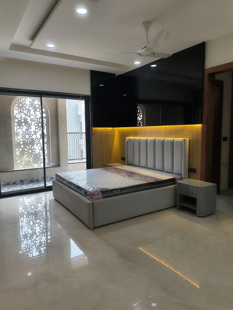 Room, sector 89 4 Bedroom 4457 Sq.Yd. Builder Floor In Sector 89 Faridabad 9618314
