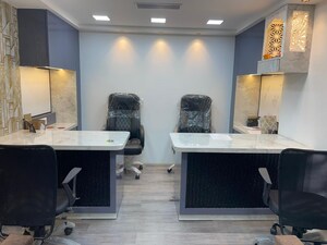  Office Space For Rent in Rustomjee Eaze Zone Mall, Malad West