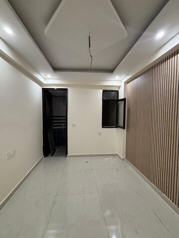 Room in 3 BHK Builder Floor at Samridhi Luxury Homes, Baraula – for Sale