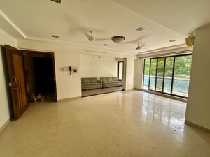 3 BHK Apartment For Rent in Bandra West