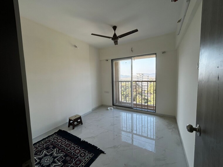 Room, neelkanth-greens 2 Bedroom 600 Sq.Ft. Apartment In Manpada Thane 9618353