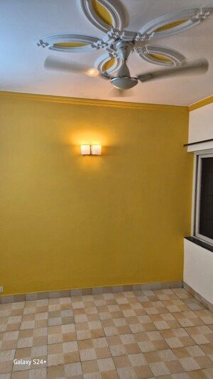 Room in 3 BHK Apartment at BPTP Princess Park, Sector 86 – for Rent