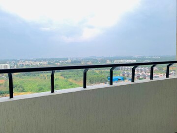 Swimming Pool in 3 BHK Apartment at Prestige Lakeside Habitat, Varthur – for Sale