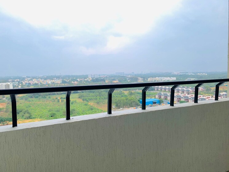 Swimming Pool, prestige-lakeside-habitat 3 Bedroom 1655 Sq.Ft. Apartment In Varthur Bangalore 9618357