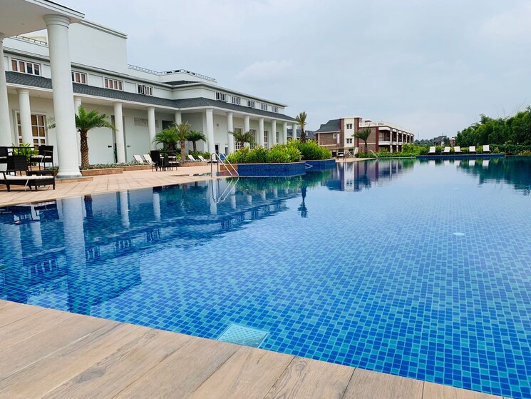 Swimming Pool, prestige-lakeside-habitat 3 Bedroom 1655 Sq.Ft. Apartment In Varthur Bangalore 9618357