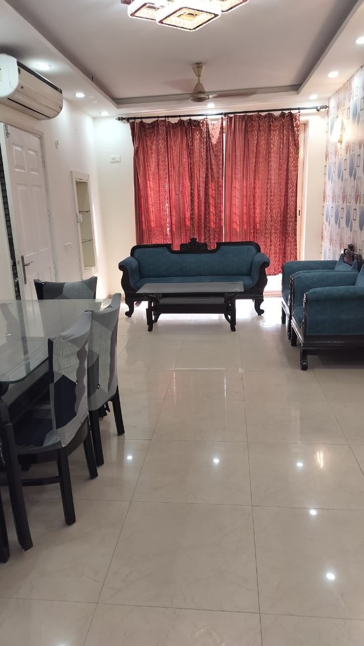 2 BHK Apartment For Rent in Unitech Fresco