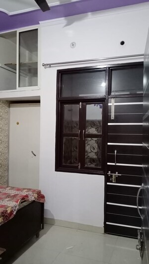 Room in 2 BHK Builder Floor at Palam Vihar Residents Association, Palam Vihar – for Rent