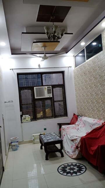 Living Room in 2 BHK Builder Floor at Palam Vihar Residents Association, Palam Vihar – for Rent