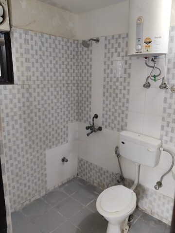 Bathroom in 2 BHK Builder Floor at Balaji Apartments Palam Vihar, Palam Vihar Extension – for Rent
