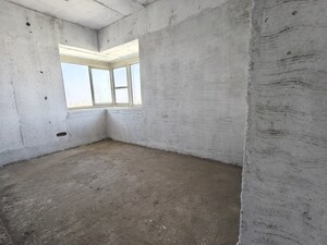 Room in 5 BHK Penthouse at The Wadhwa Palm Beach Residency, Nerul Sector 4 – for Sale