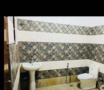 Attached Bathroom in 2 BHK Independent House at Indira Nagar – for Rent