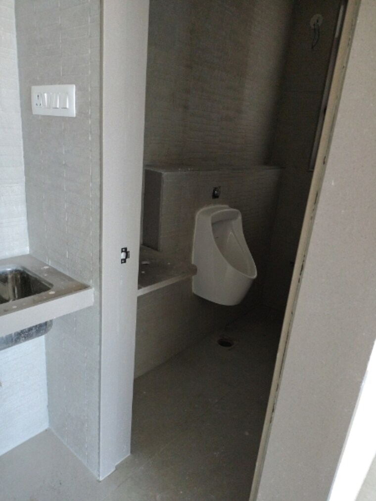 Bathroom, bhoomi-9-business-bay Commercial Office Space 964 Sq.Ft. In Malad West Mumbai 9618457