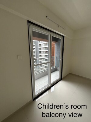 Room in 3 BHK Apartment at Shubh Gateway, Viman Nagar – for Sale